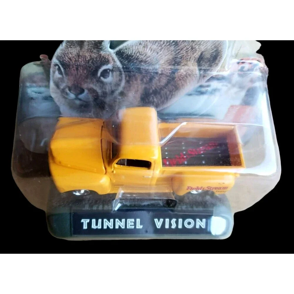 1999 Racing Champions TUNNEL VISION Yellow Pickup Truck Field & Stream Issue #8
